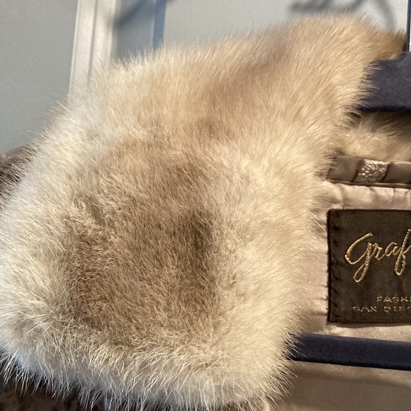 COPY - Graf’s furs exclusive double breasted coat jacket with real mink fur. - Picture 5 of 6